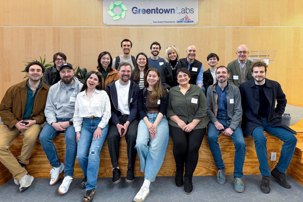 MIT practicum connects students with Ukrainian city leaders on economic development
